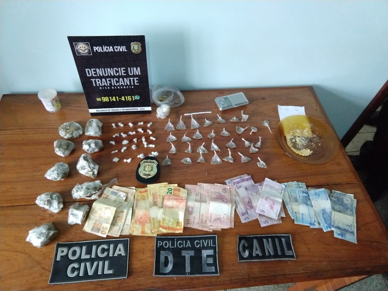 POLÍCIA CIVIL APREENDE DROGAS E PRENDE QUATRO PESSOAS POR TRÁFICO EM MACAPÁ
